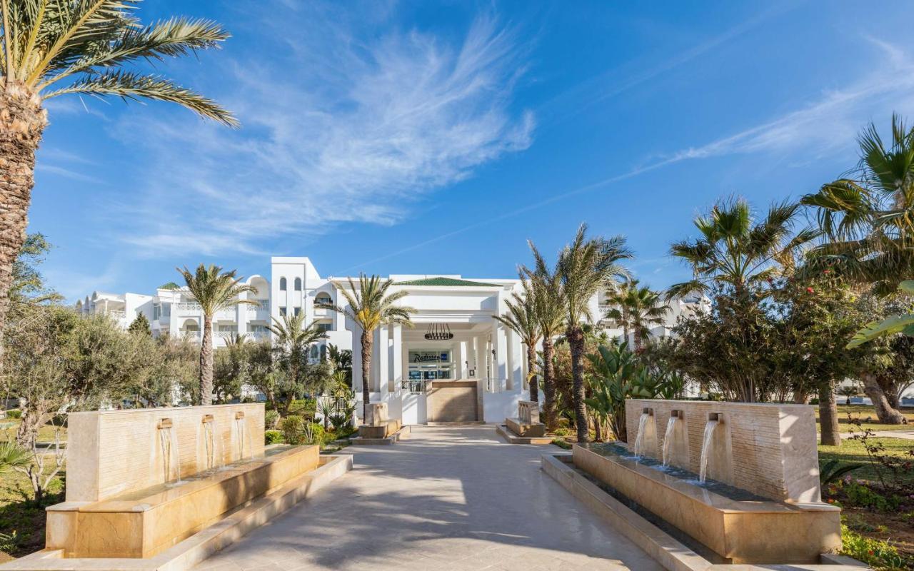 Radisson Blu Resort & Thalasso Hammamet Exterior foto The entrance of the hotel